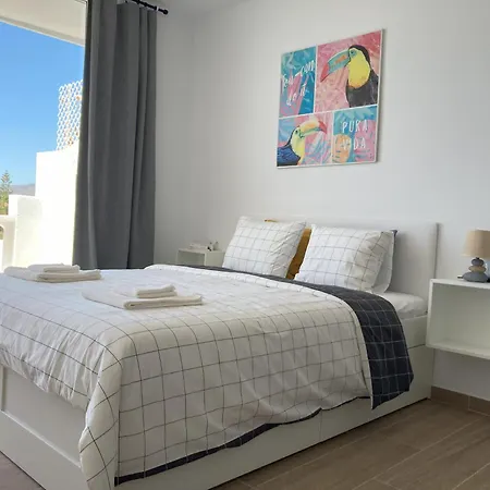 - Modern With Terrace Views Of Ocean & Sunset Apartment