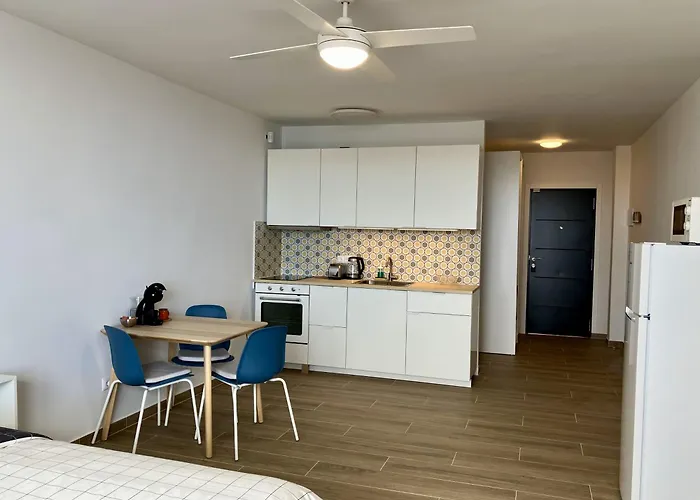 Apartman - Modern With Terrace Views Of Ocean & Sunset *
