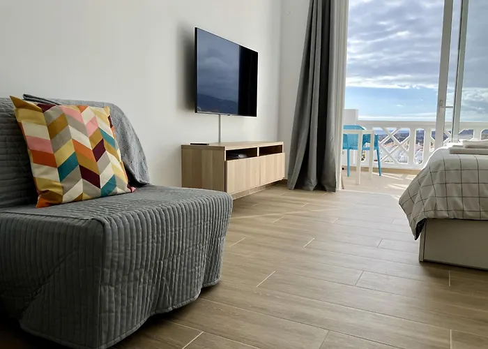 - Modern With Terrace Views Of Ocean & Sunset Apartman